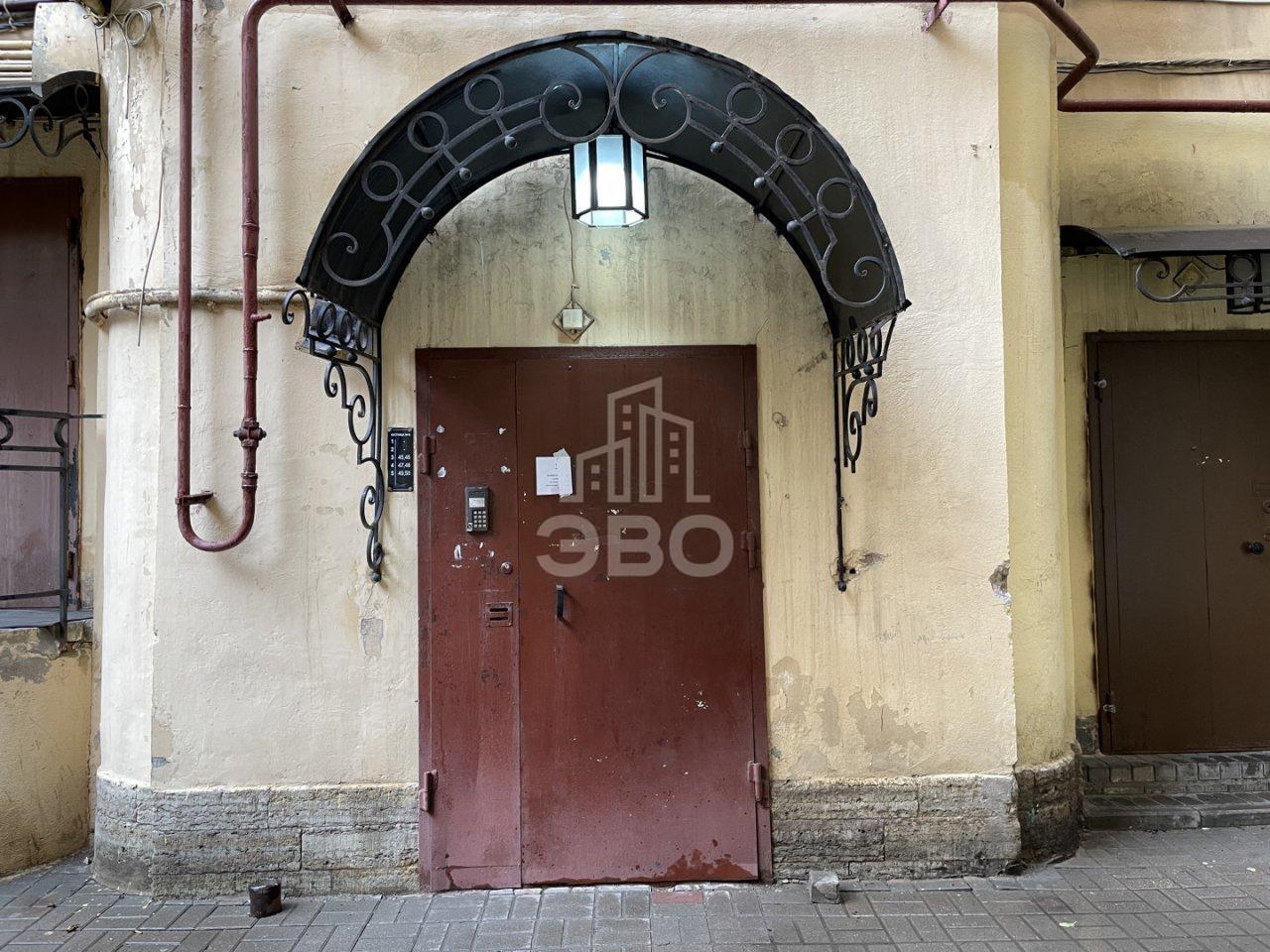 двухкомнатная квартира в Санкт-Петербурге по адресу: Маяковского ул., 1