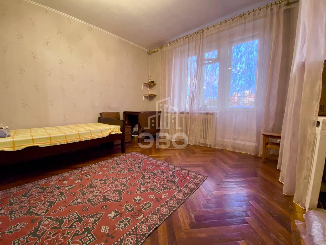 комната в Санкт-Петербурге по адресу: Гаврская ул., 11