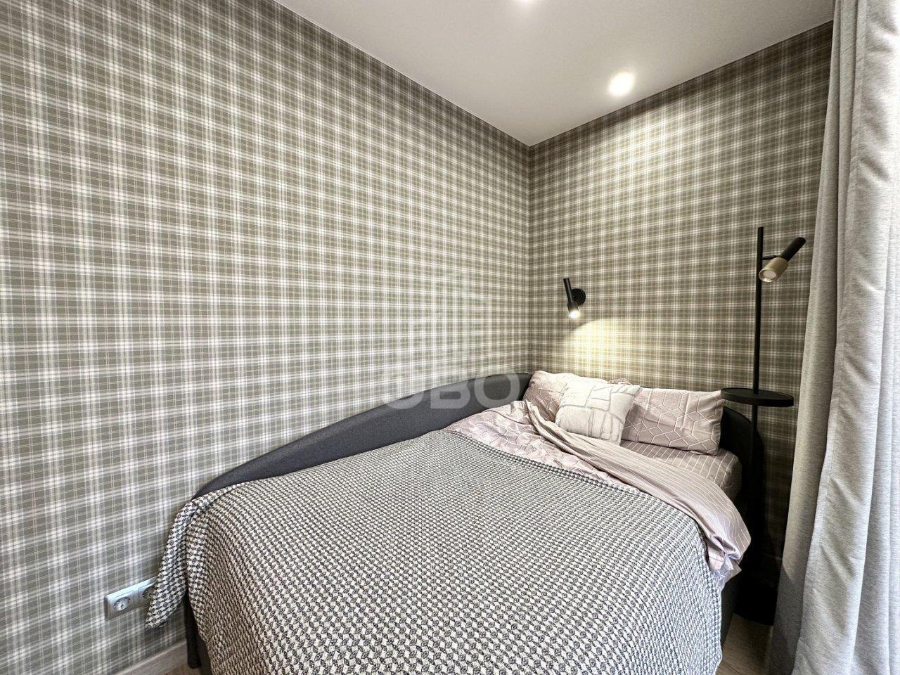 однокомнатная квартира в Санкт-Петербурге по адресу: Хошимина ул., 10