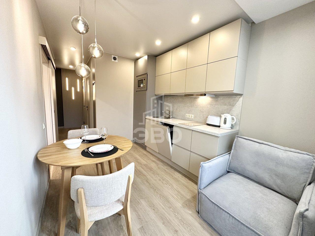 однокомнатная квартира в Санкт-Петербурге по адресу: Хошимина ул., 10