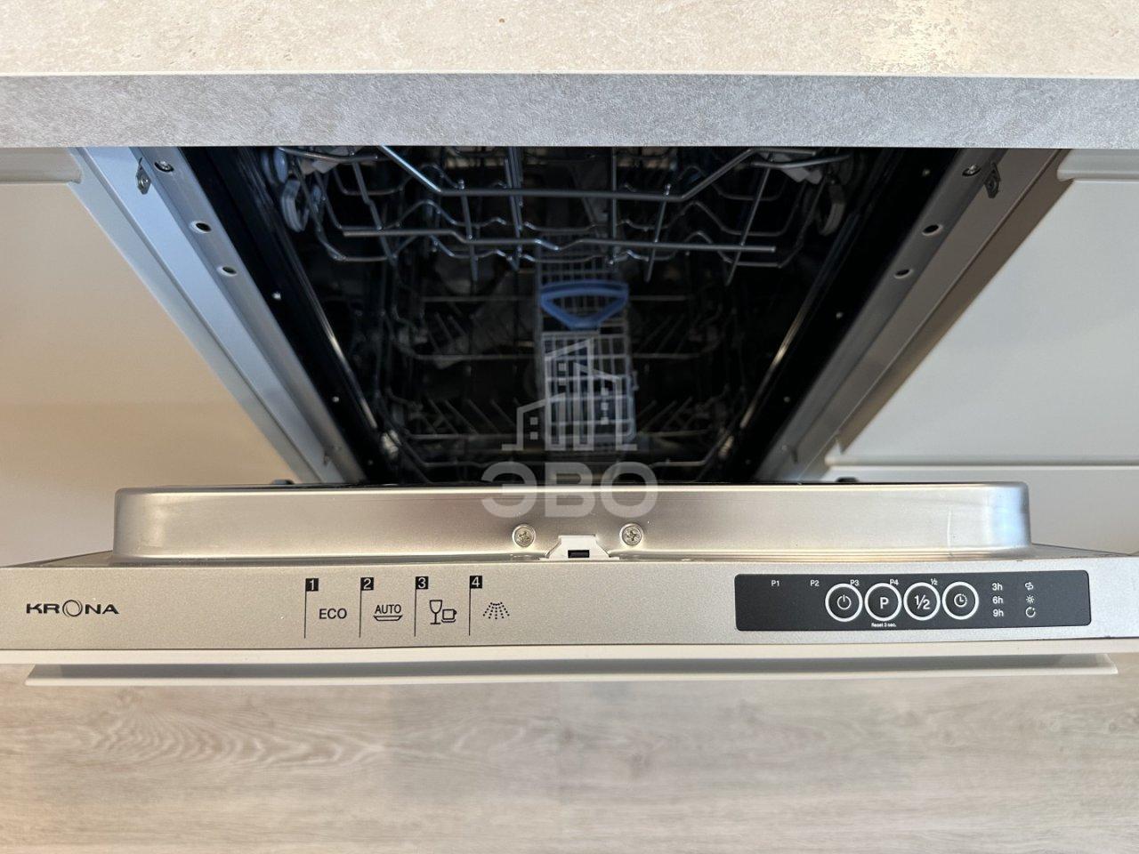 однокомнатная квартира в Санкт-Петербурге по адресу: Хошимина ул., 10