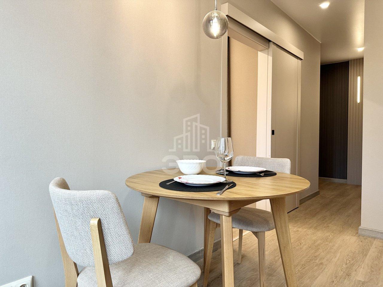 однокомнатная квартира в Санкт-Петербурге по адресу: Хошимина ул., 10