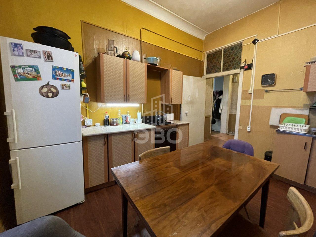 трехкомнатная квартира в Санкт-Петербурге по адресу: Гагаринская ул., 6/1