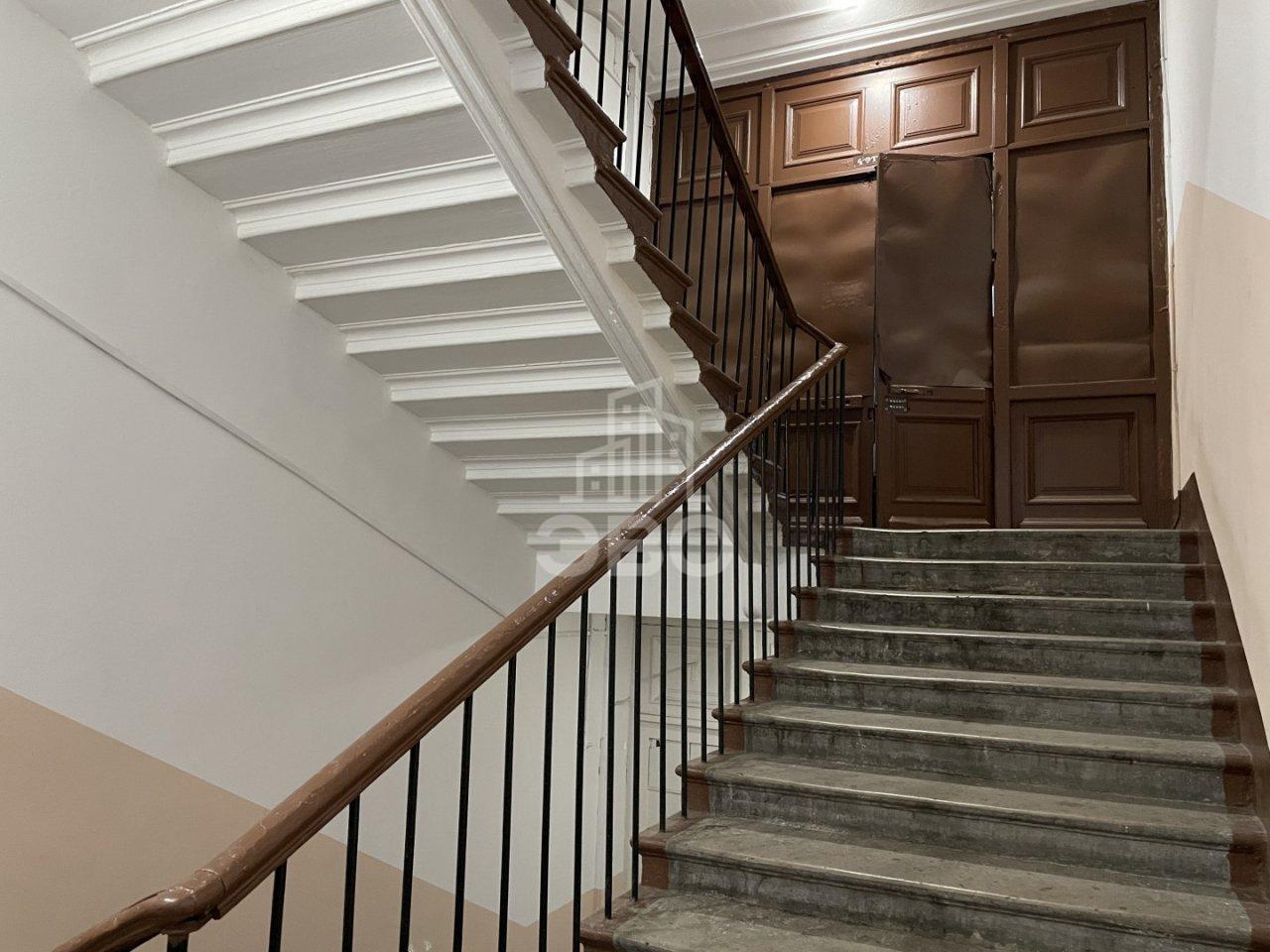 трехкомнатная квартира в Санкт-Петербурге по адресу: Гагаринская ул., 6/1