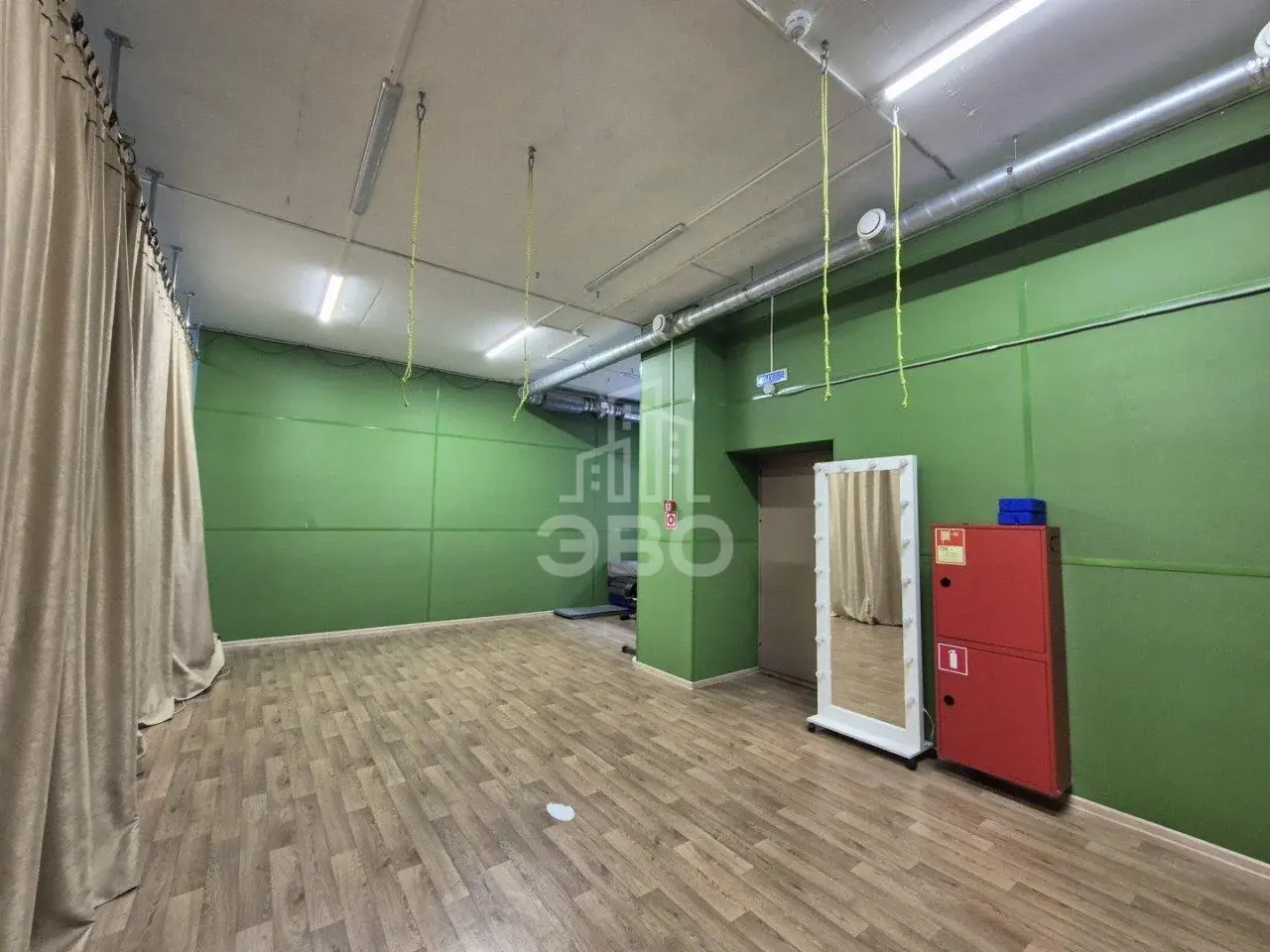 коммерция в Санкт-Петербурге по адресу: Есенина ул., 1, к 1, литера А