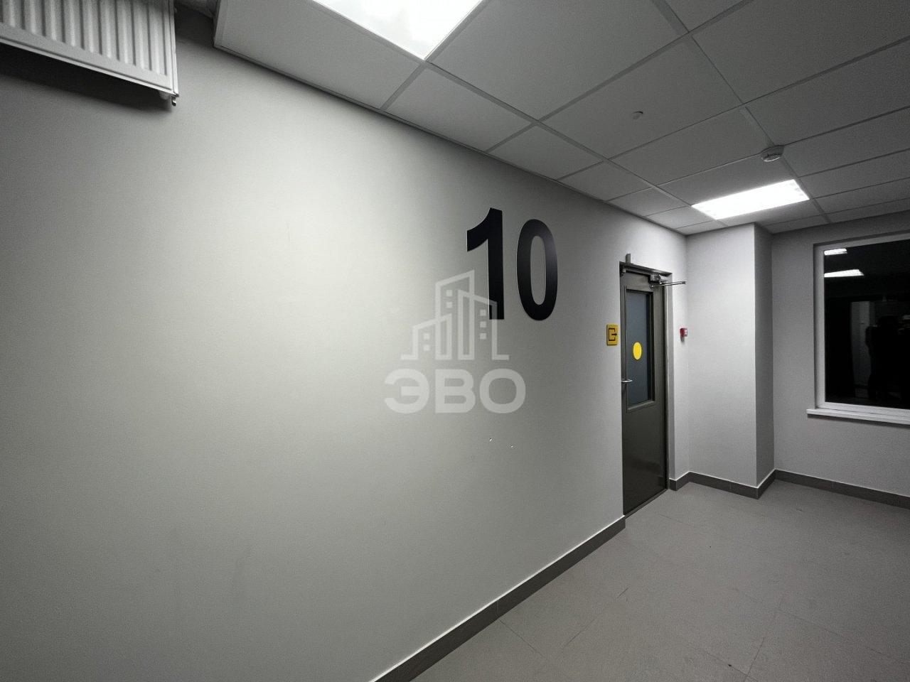 однокомнатная квартира в Санкт-Петербурге по адресу: Старорусский проспект, 13, к 1, строение 1