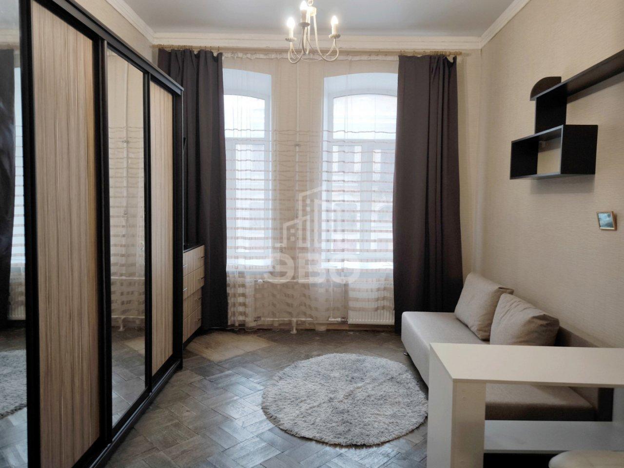 комната в Санкт-Петербурге по адресу: Литейный проспект, 31