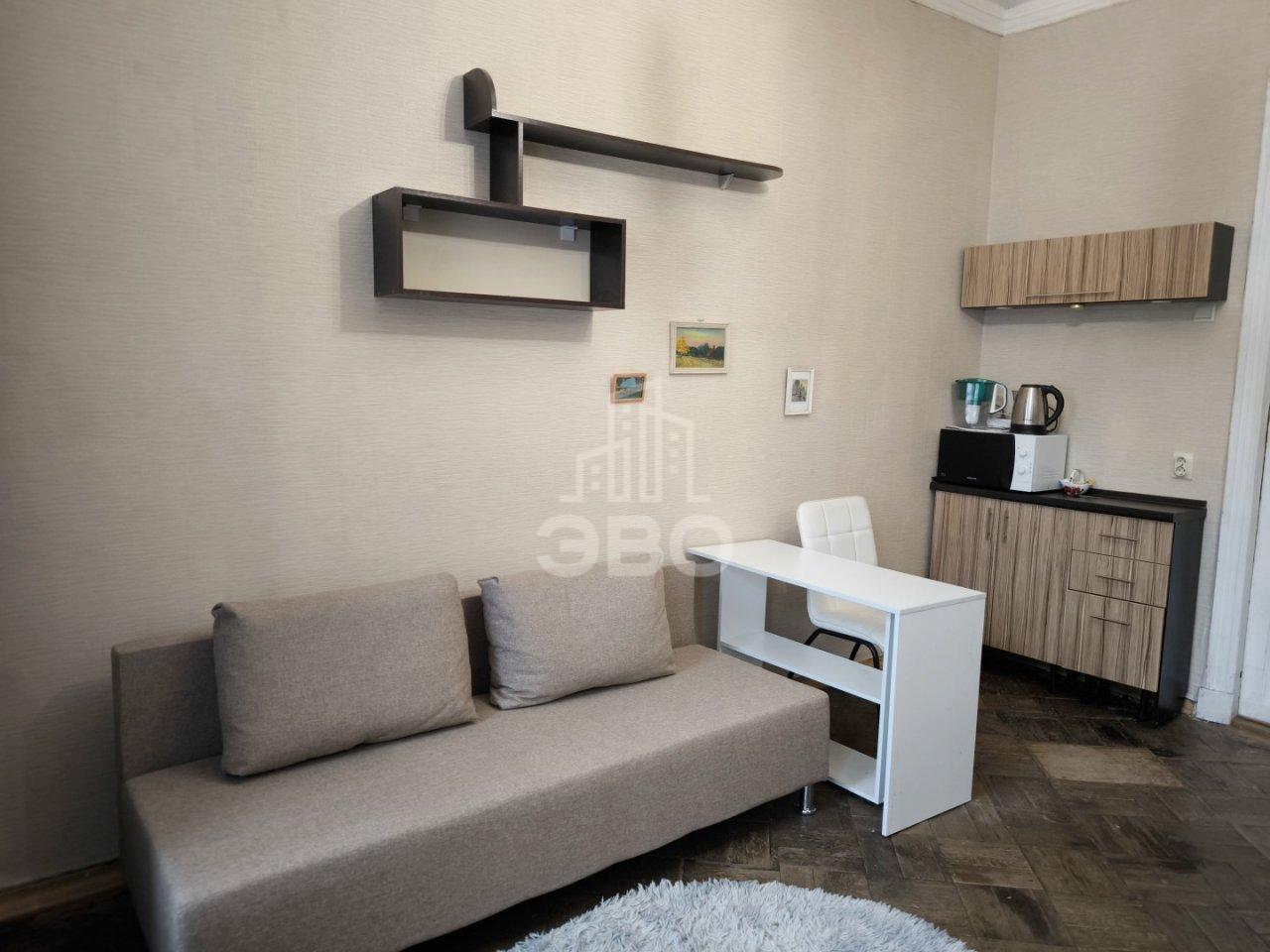 комната в Санкт-Петербурге по адресу: Литейный проспект, 31