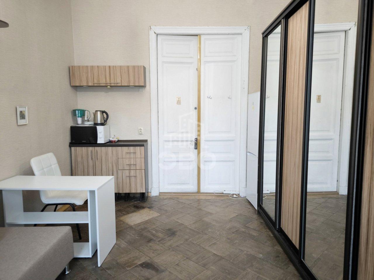 комната в Санкт-Петербурге по адресу: Литейный проспект, 31