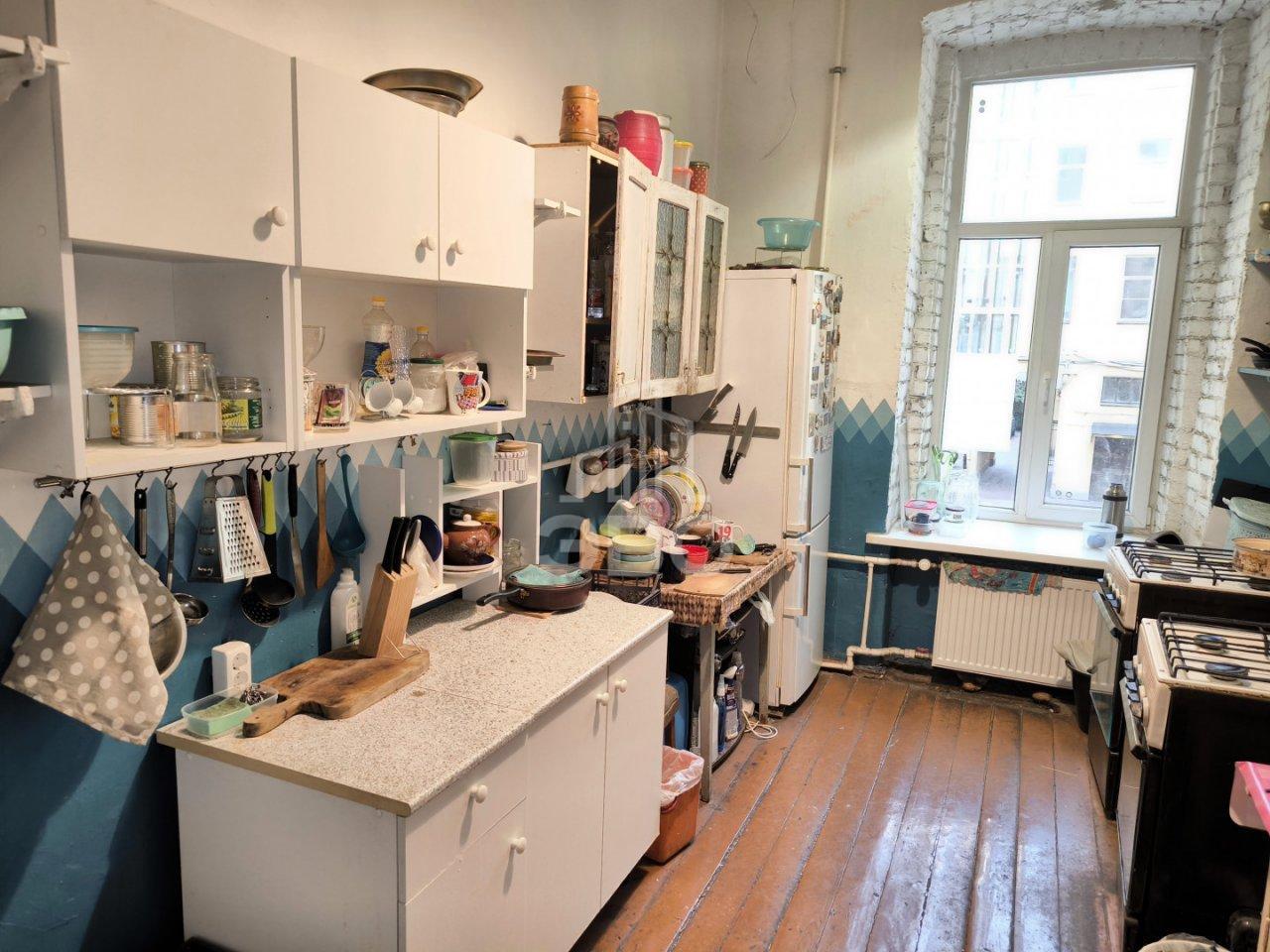 комната в Санкт-Петербурге по адресу: Литейный проспект, 31