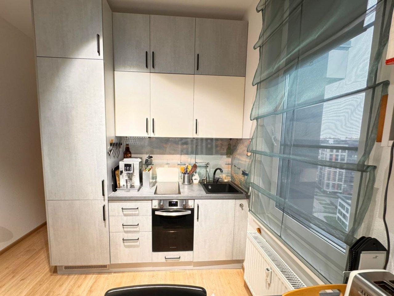 студия в Санкт-Петербурге по адресу: Новолитовская ул., 12