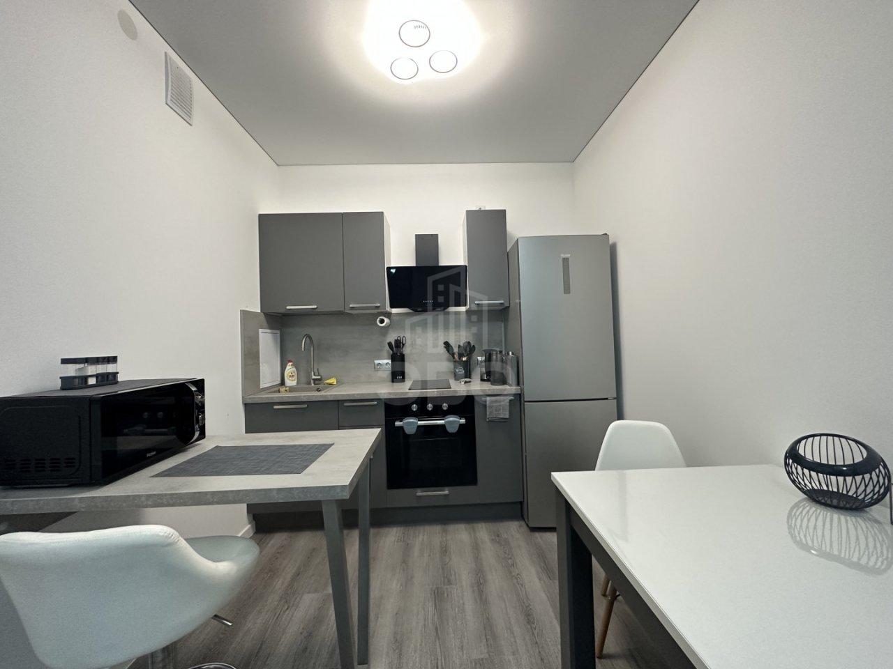 однокомнатная квартира в Санкт-Петербурге по адресу: Дальневосточный проспект, 19, к 1, строение 1