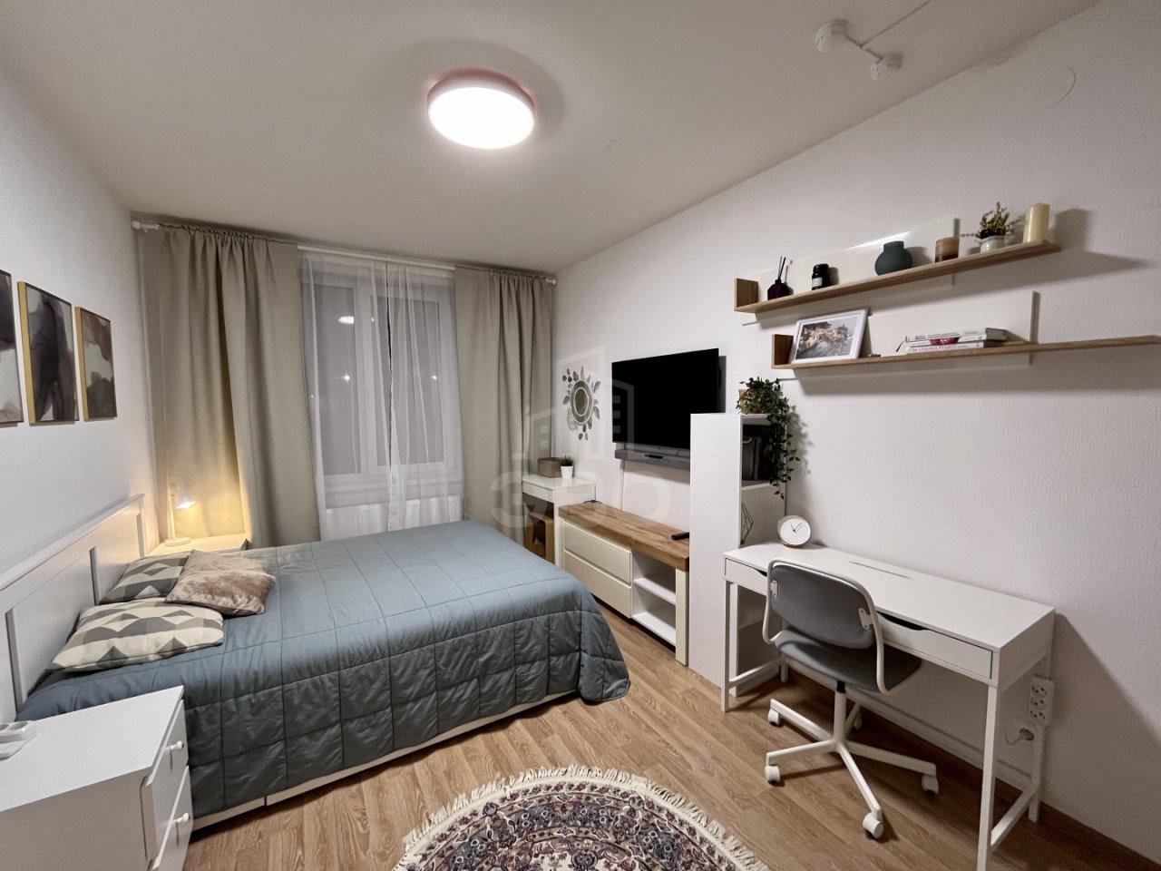 двухкомнатная квартира в Санкт-Петербурге по адресу: Ветеранов проспект, 171, к 5