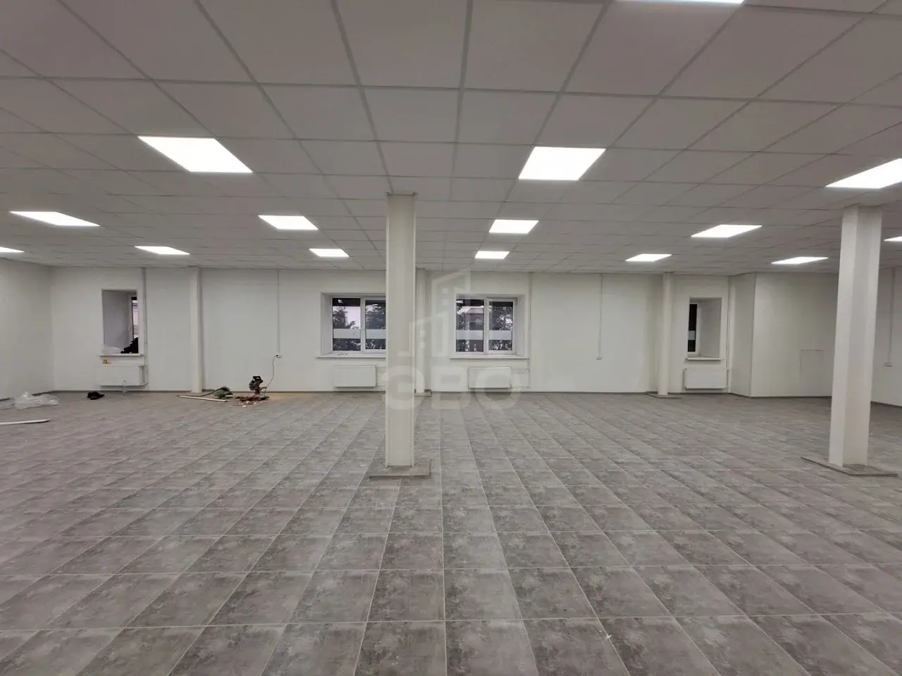 коммерция в Санкт-Петербурге по адресу: Лиговский проспект, 50, литера Р