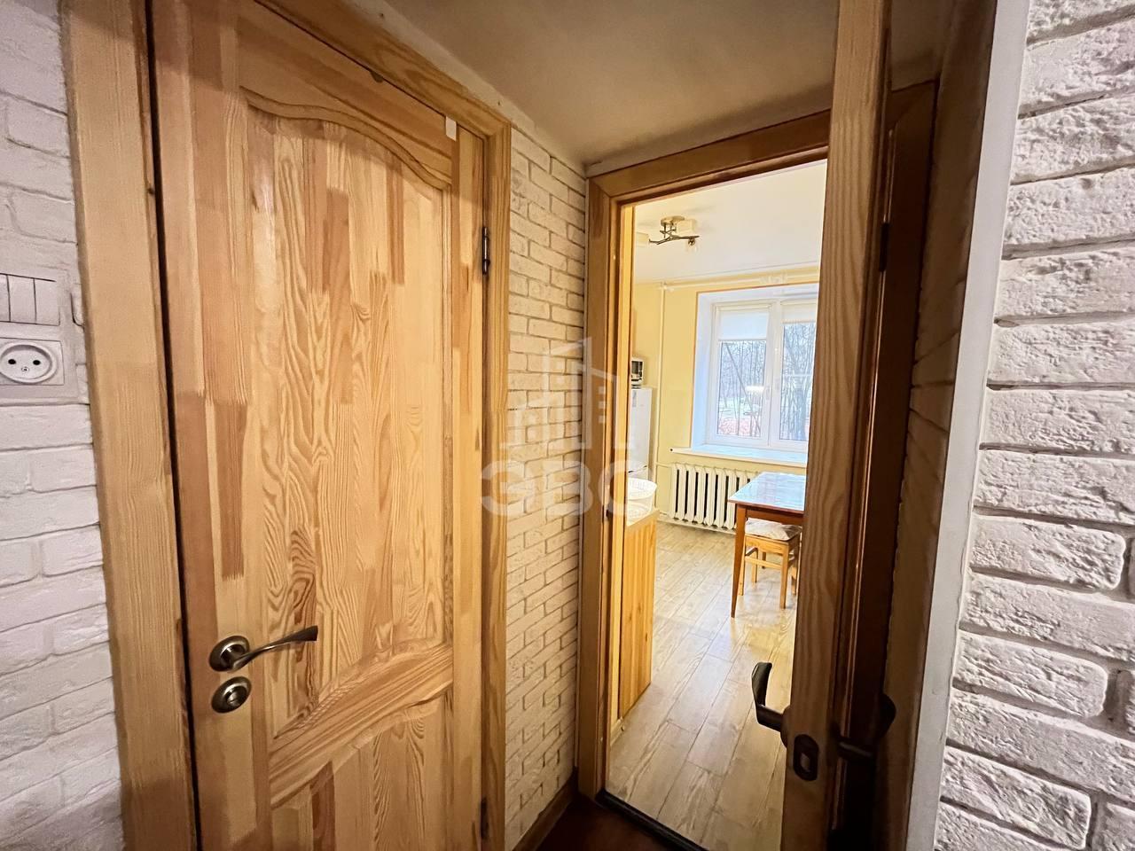 трехкомнатная квартира в Санкт-Петербурге по адресу: Новороссийская ул., 32