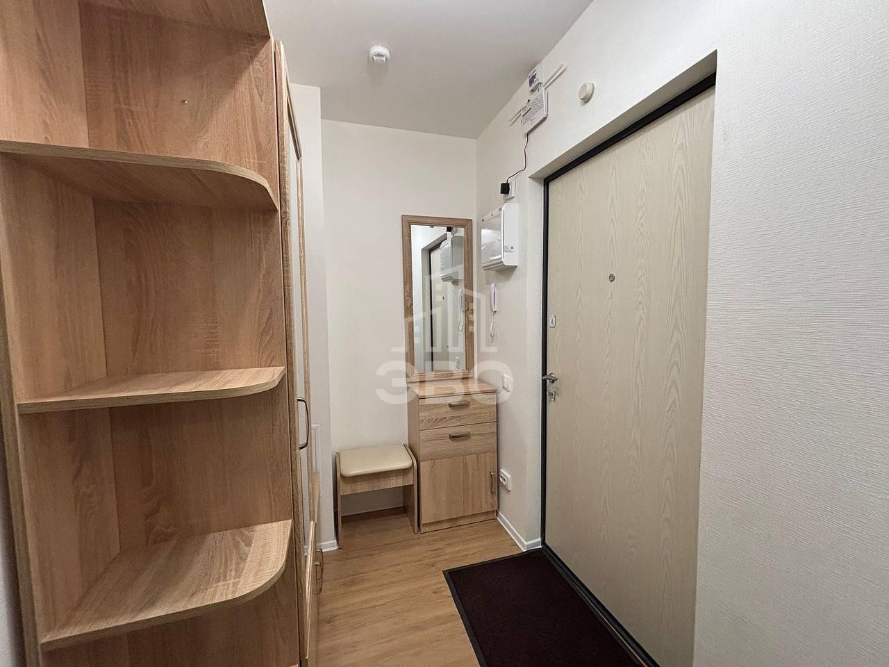 однокомнатная квартира в Санкт-Петербурге по адресу: Дыбенко ул., 7, к 1, строение 1