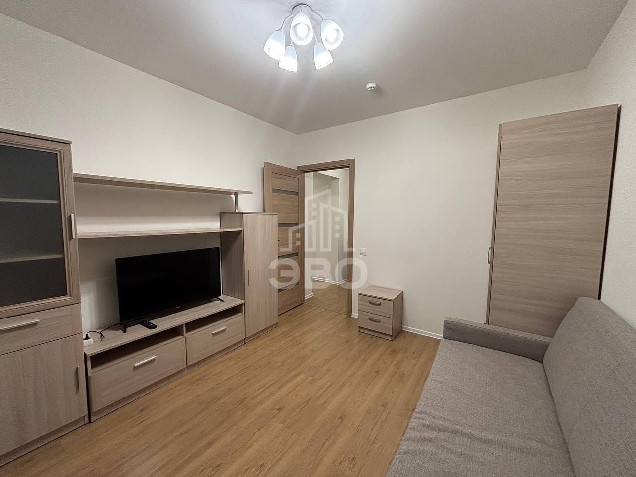 однокомнатная квартира в Санкт-Петербурге по адресу: Дыбенко ул., 7, к 1, строение 1