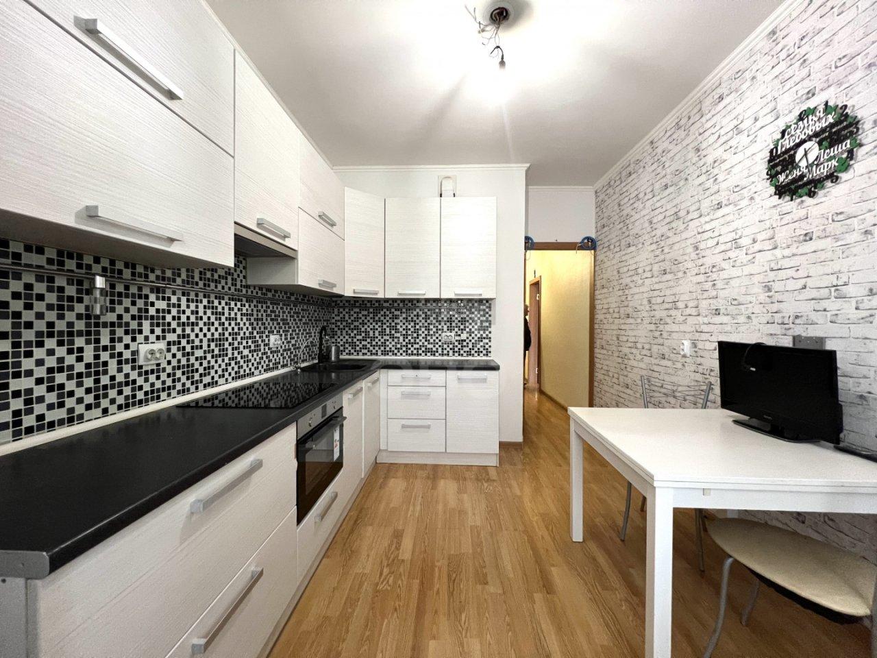 однокомнатная квартира в Санкт-Петербурге по адресу: Димитрова ул., 39, к 1