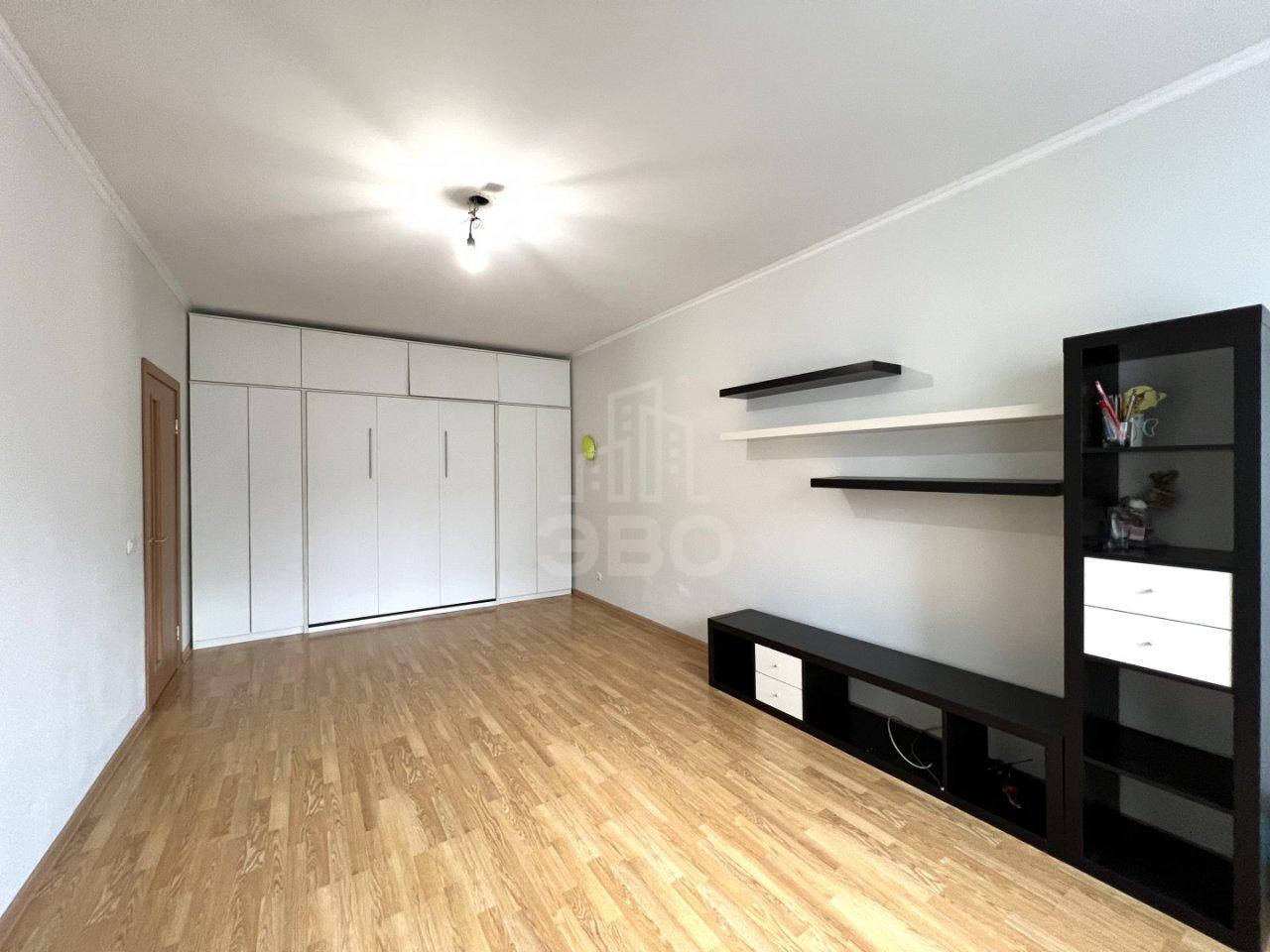 однокомнатная квартира в Санкт-Петербурге по адресу: Димитрова ул., 39, к 1