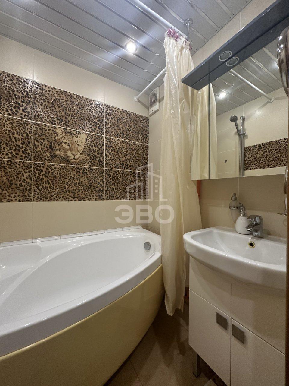 двухкомнатная квартира в Санкт-Петербурге по адресу: Маршала Блюхера проспект, 21, к 3