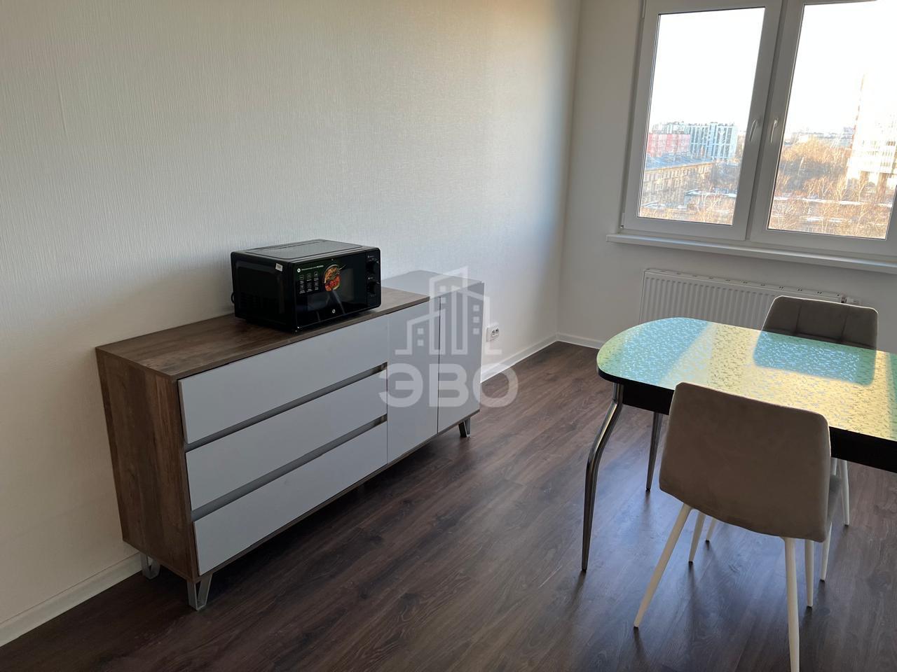 однокомнатная квартира в Санкт-Петербурге по адресу: Большевиков проспект, 68, к 1