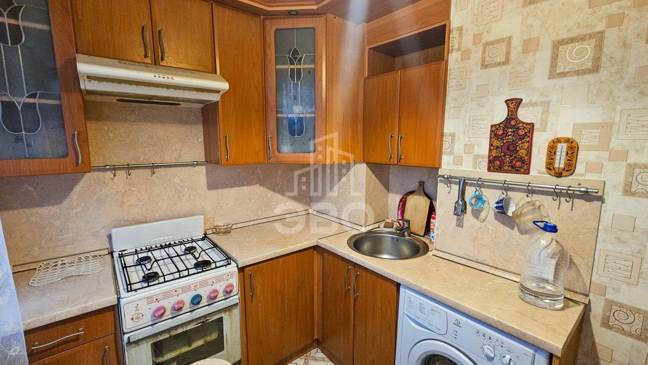 двухкомнатная квартира в Санкт-Петербурге по адресу: Славы проспект, 10, к 5