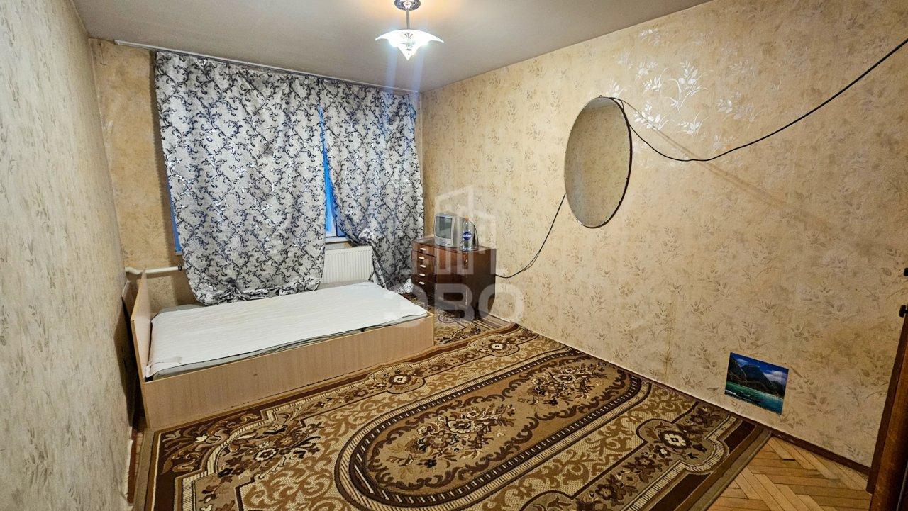 двухкомнатная квартира в Санкт-Петербурге по адресу: Славы проспект, 10, к 5