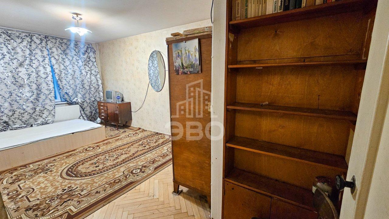 двухкомнатная квартира в Санкт-Петербурге по адресу: Славы проспект, 10, к 5