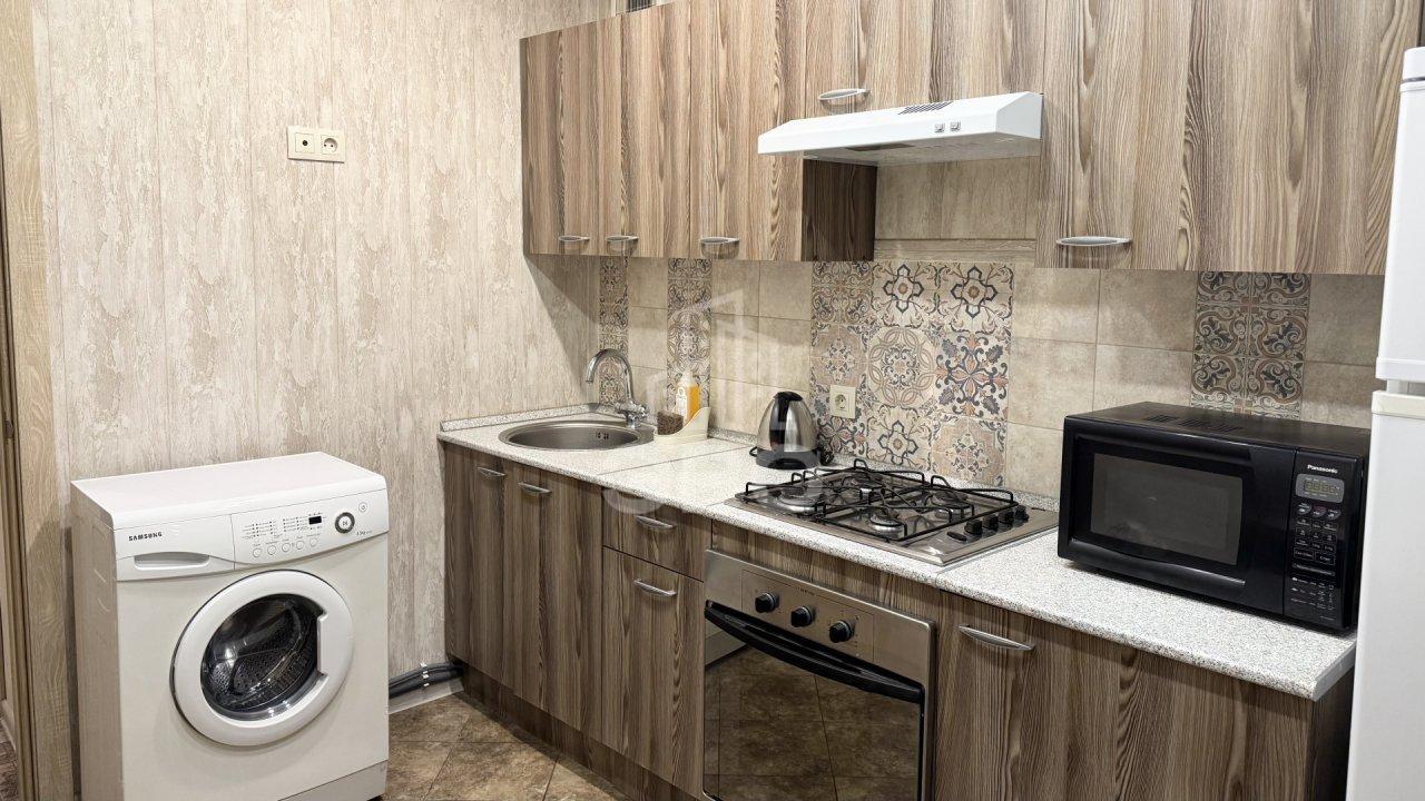 однокомнатная квартира в Санкт-Петербурге по адресу: Большевиков проспект, 15