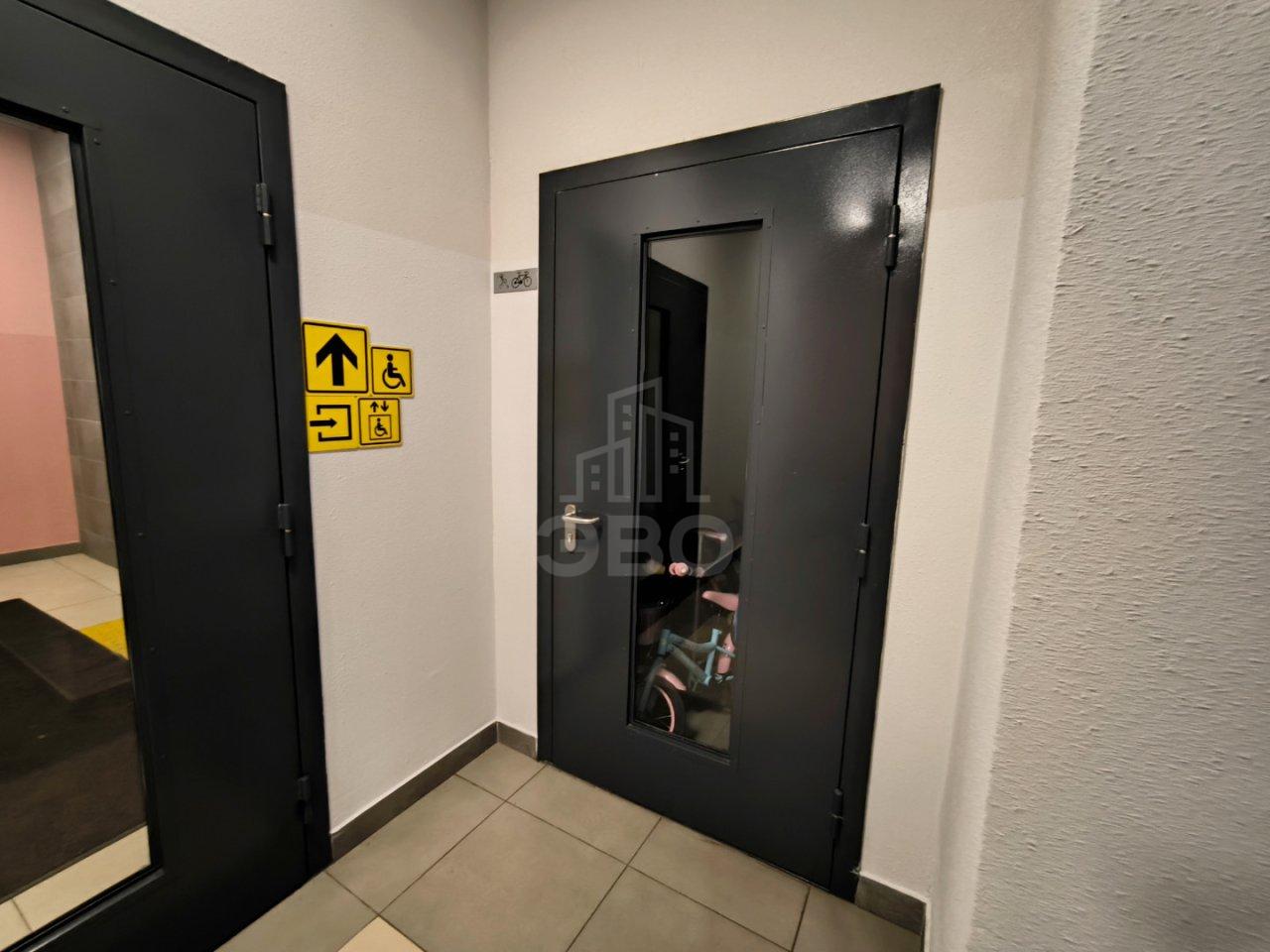 однокомнатная квартира в Санкт-Петербурге по адресу: Дыбенко ул., 5, к 7