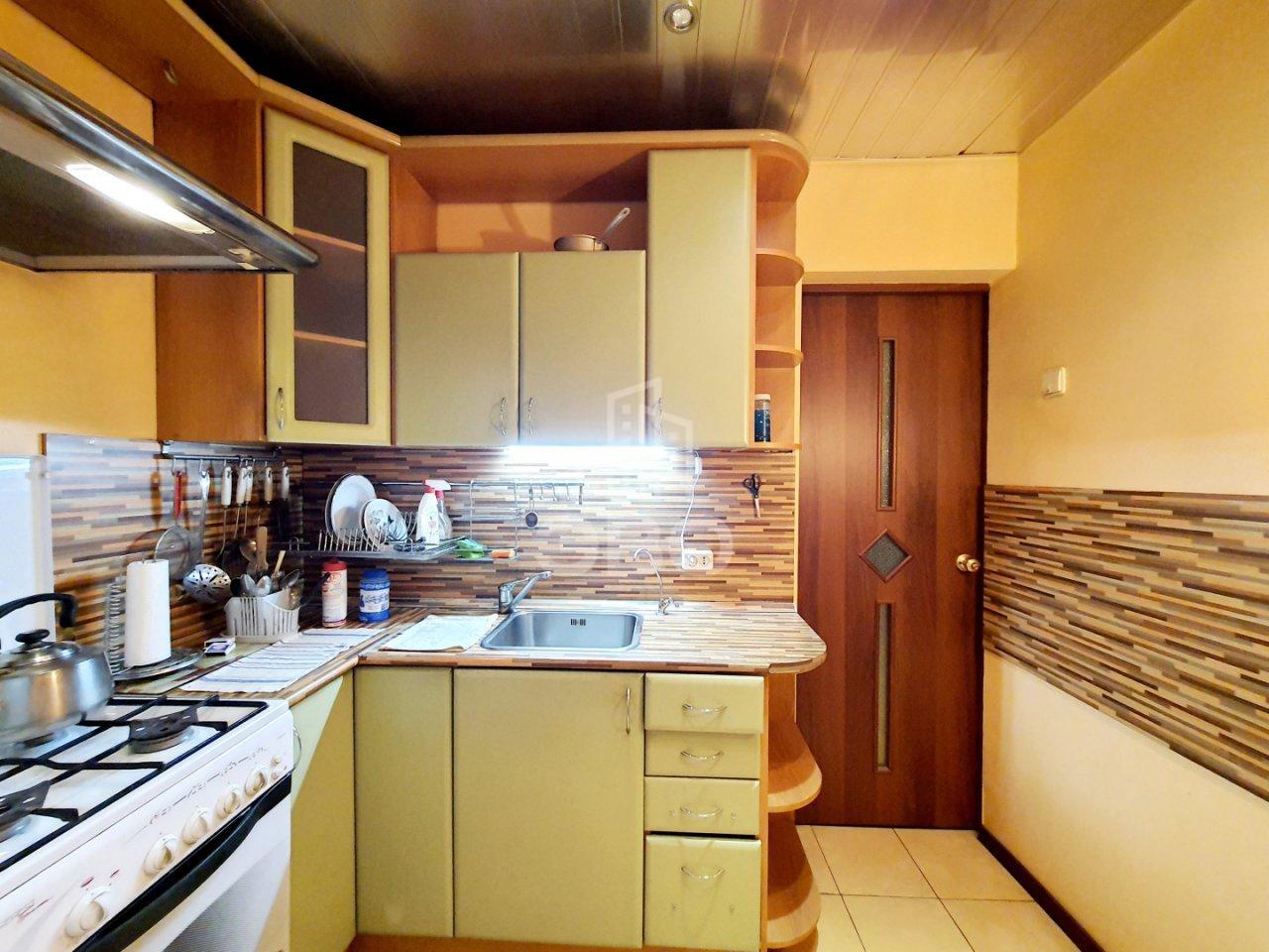 трехкомнатная квартира в Санкт-Петербурге по адресу: Дачный проспект, 5, к 4