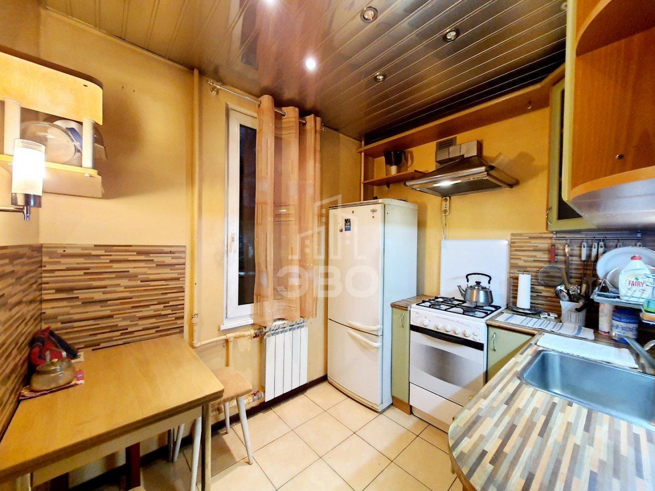 трехкомнатная квартира в Санкт-Петербурге по адресу: Дачный проспект, 5, к 4