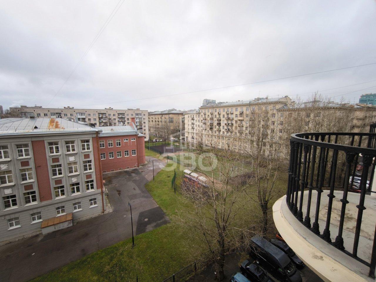 двухкомнатная квартира в Санкт-Петербурге по адресу: Благодатная ул., 34