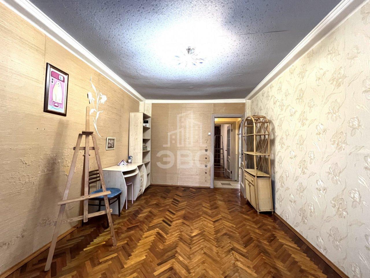 трехкомнатная квартира в Санкт-Петербурге по адресу: Красных Зорь б-р., 24