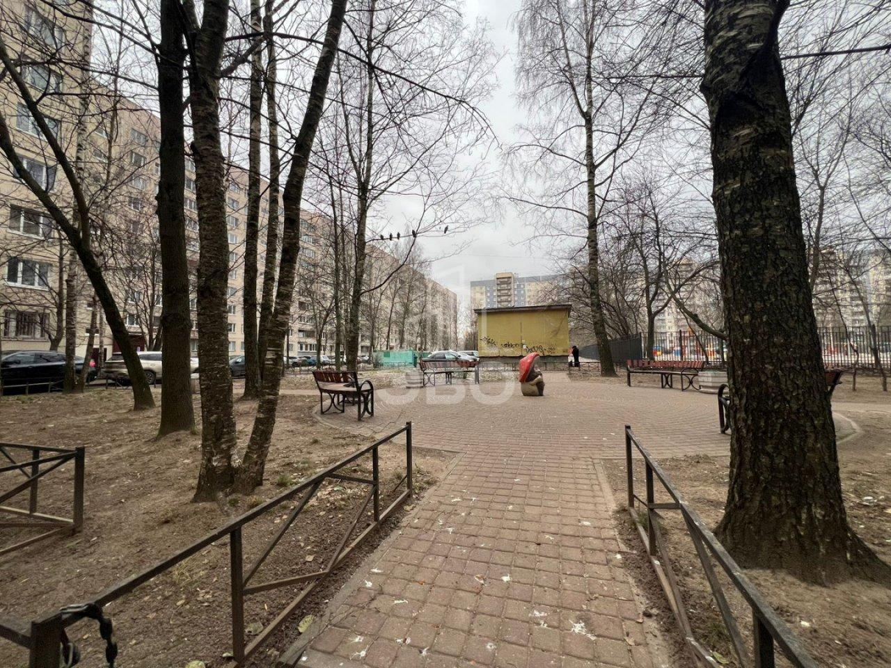 двухкомнатная квартира в Санкт-Петербурге по адресу: Долгоозёрная ул., 10