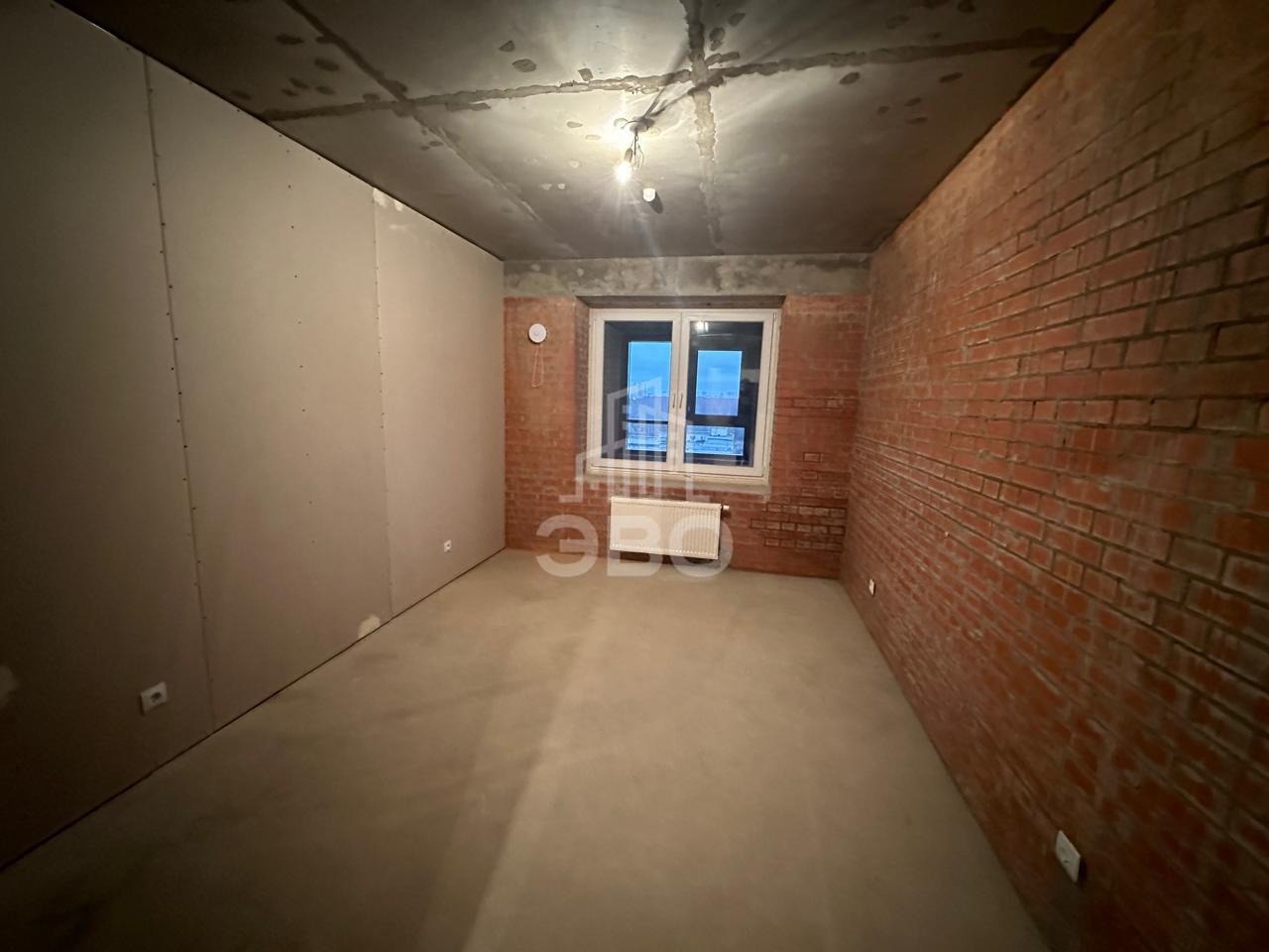 трехкомнатная квартира в Санкт-Петербурге по адресу: Лиственная ул., 20, к 2, строение 1