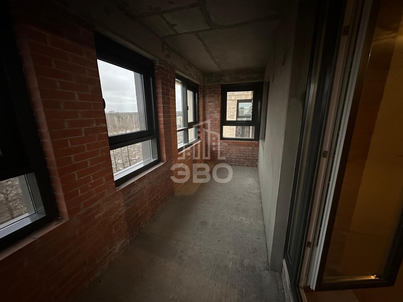 трехкомнатная квартира в Санкт-Петербурге по адресу: Лиственная ул., 20, к 2, строение 1