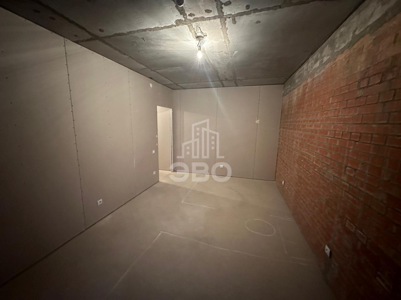 трехкомнатная квартира в Санкт-Петербурге по адресу: Лиственная ул., 20, к 2, строение 1