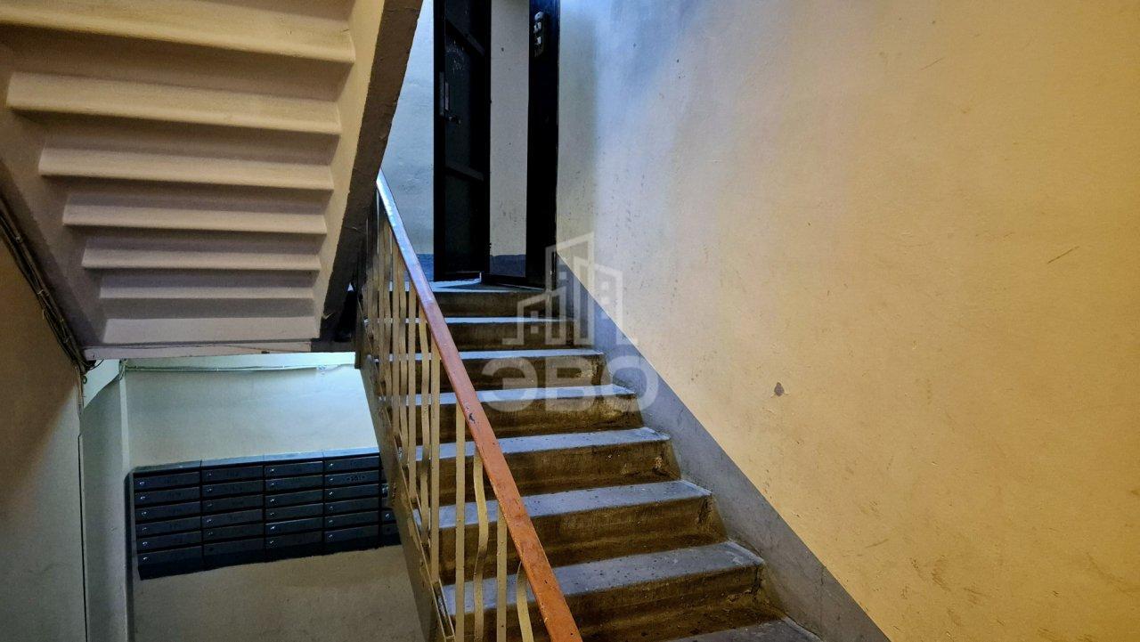 двухкомнатная квартира в Санкт-Петербурге по адресу: Карпинского ул., 14