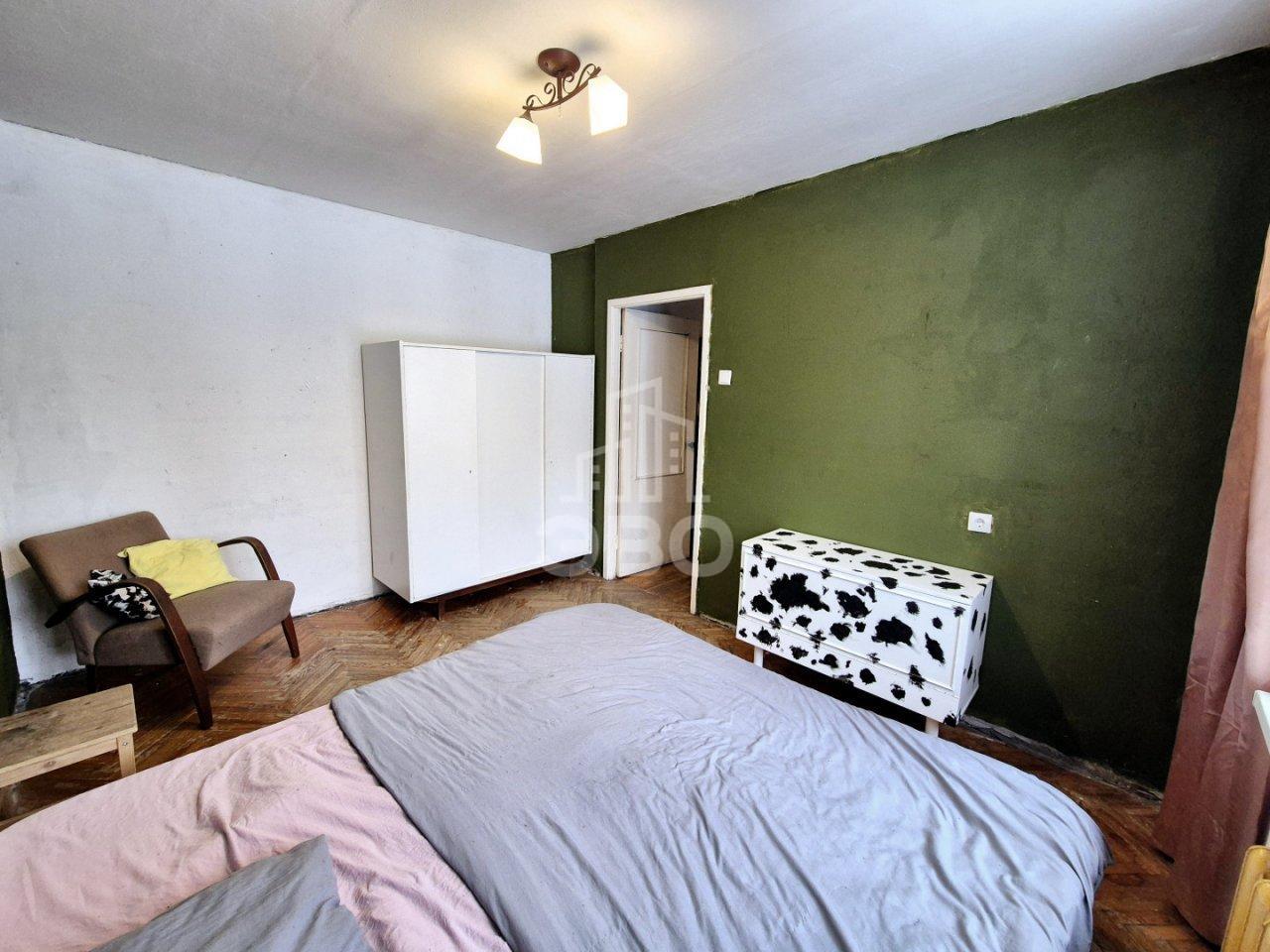 двухкомнатная квартира в Санкт-Петербурге по адресу: Карпинского ул., 14