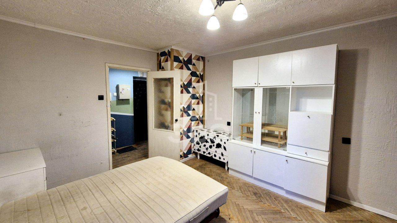 двухкомнатная квартира в Санкт-Петербурге по адресу: Карпинского ул., 14