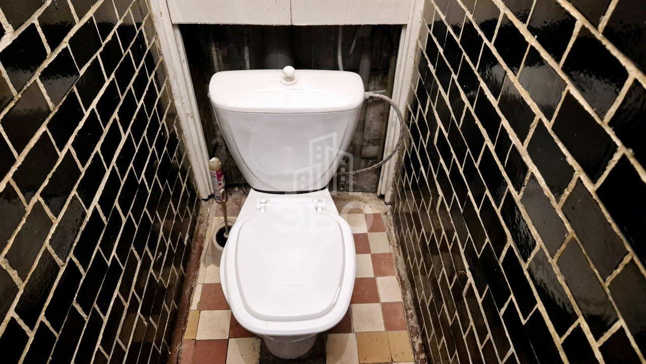 двухкомнатная квартира в Санкт-Петербурге по адресу: Карпинского ул., 14