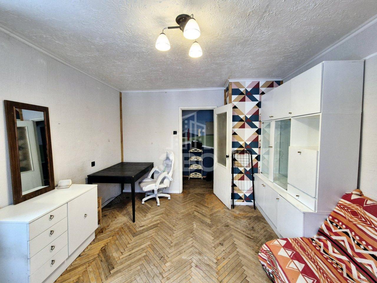 двухкомнатная квартира в Санкт-Петербурге по адресу: Карпинского ул., 14