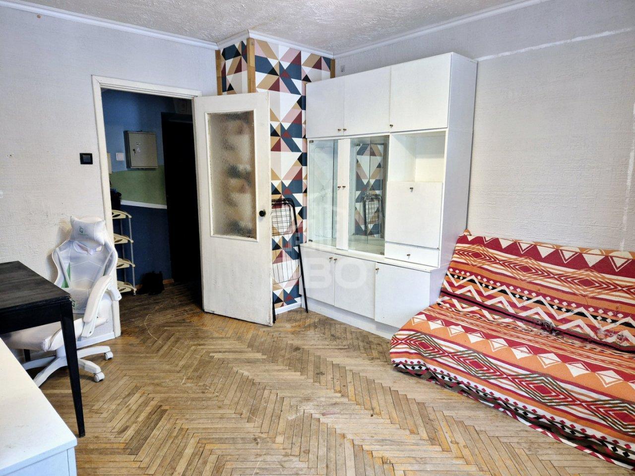 двухкомнатная квартира в Санкт-Петербурге по адресу: Карпинского ул., 14