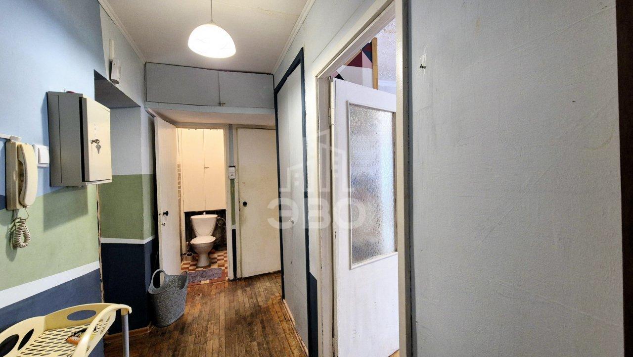 двухкомнатная квартира в Санкт-Петербурге по адресу: Карпинского ул., 14