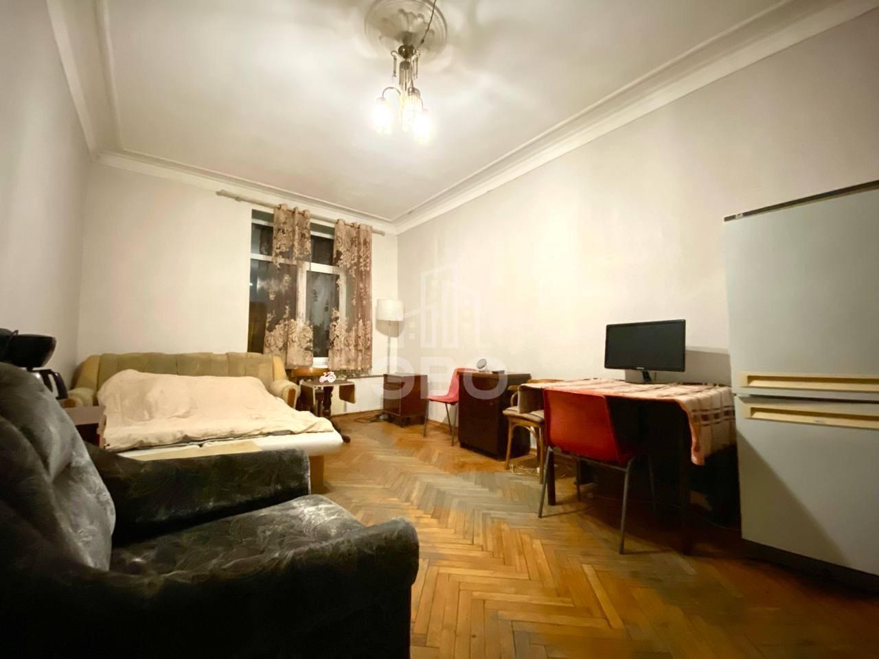 комната в Санкт-Петербурге по адресу: Гданьская ул., 3