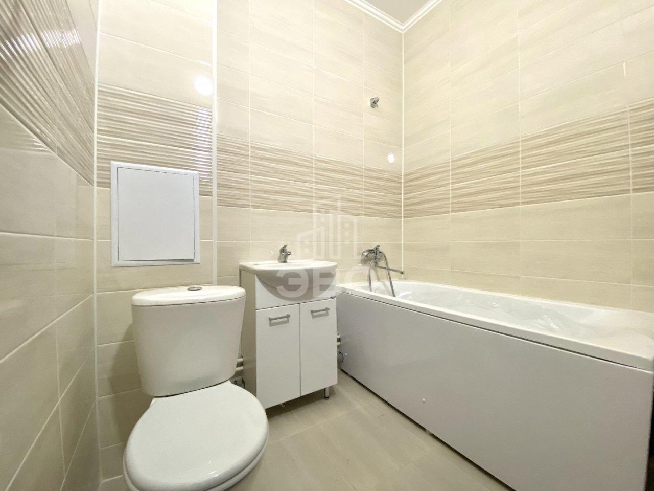 однокомнатная квартира в Санкт-Петербурге по адресу: Авиаконструкторов проспект, 63, строение 1