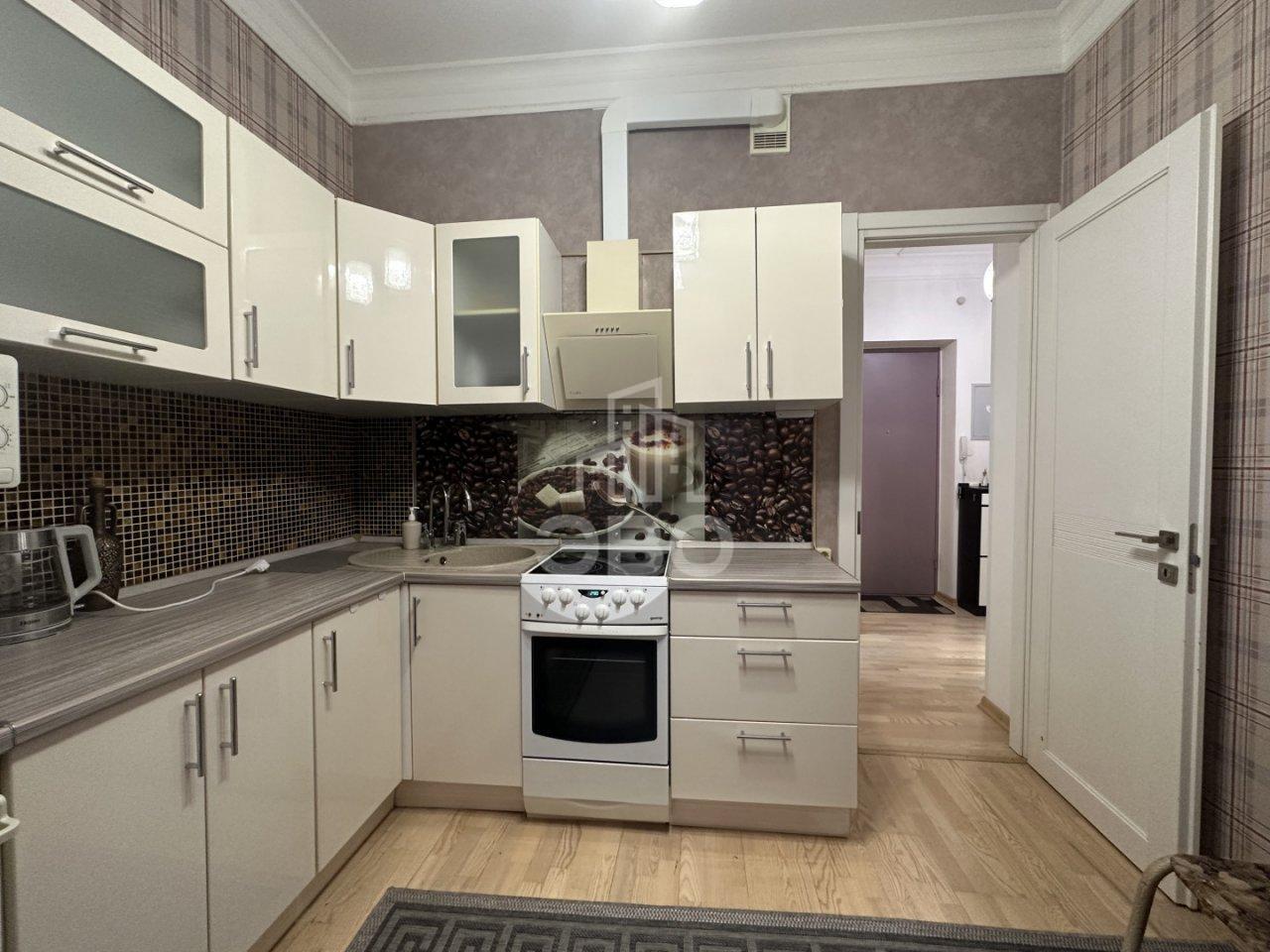 однокомнатная квартира в Санкт-Петербурге по адресу: Бадаева ул., 14, к 1, литера А