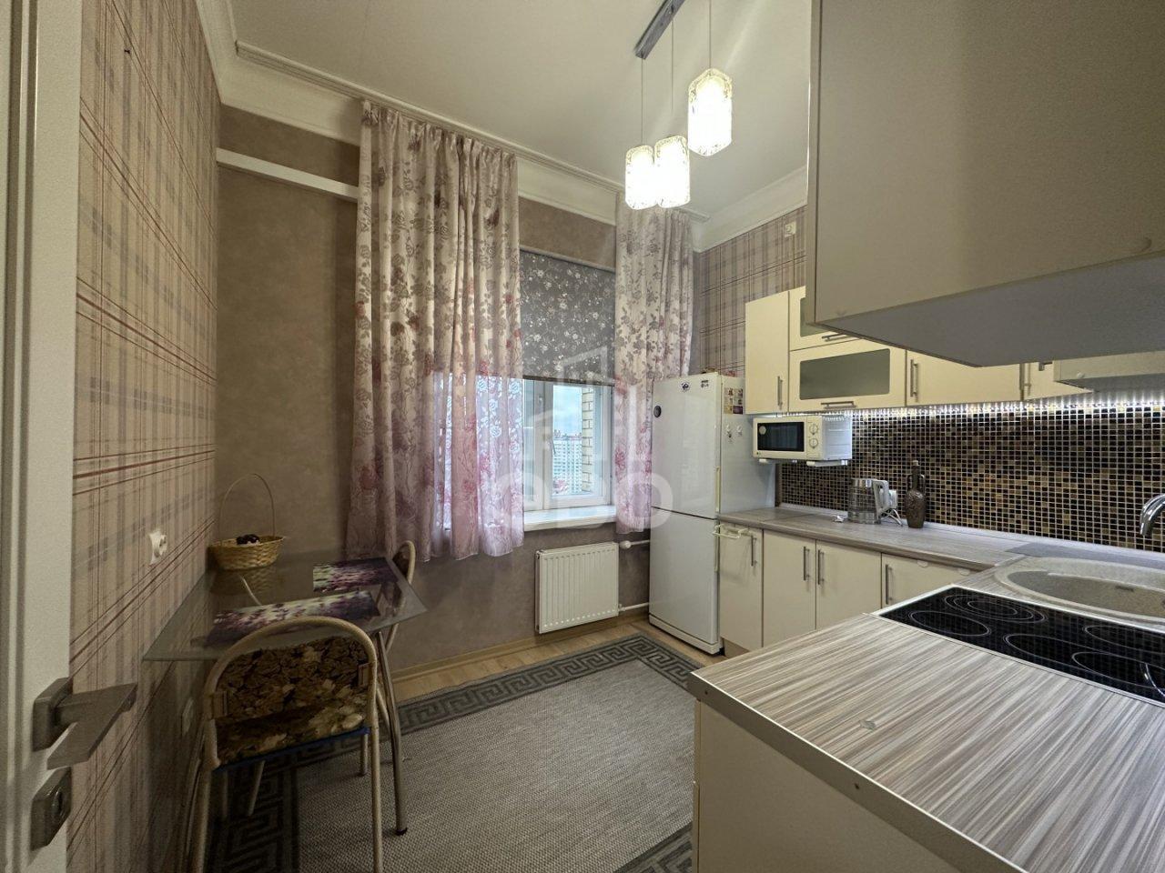 однокомнатная квартира в Санкт-Петербурге по адресу: Бадаева ул., 14, к 1, литера А