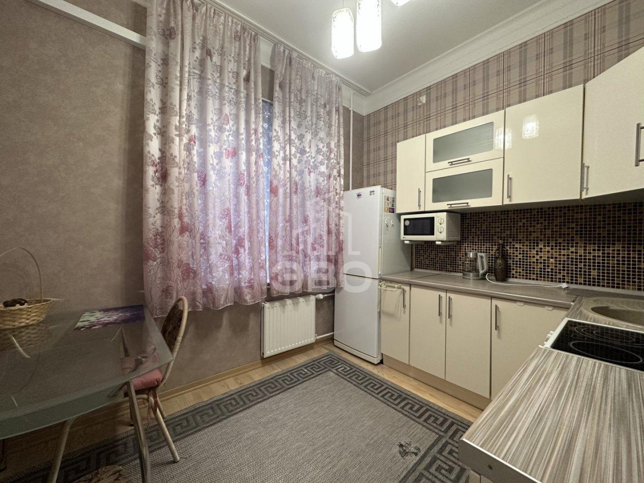 однокомнатная квартира в Санкт-Петербурге по адресу: Бадаева ул., 14, к 1, литера А